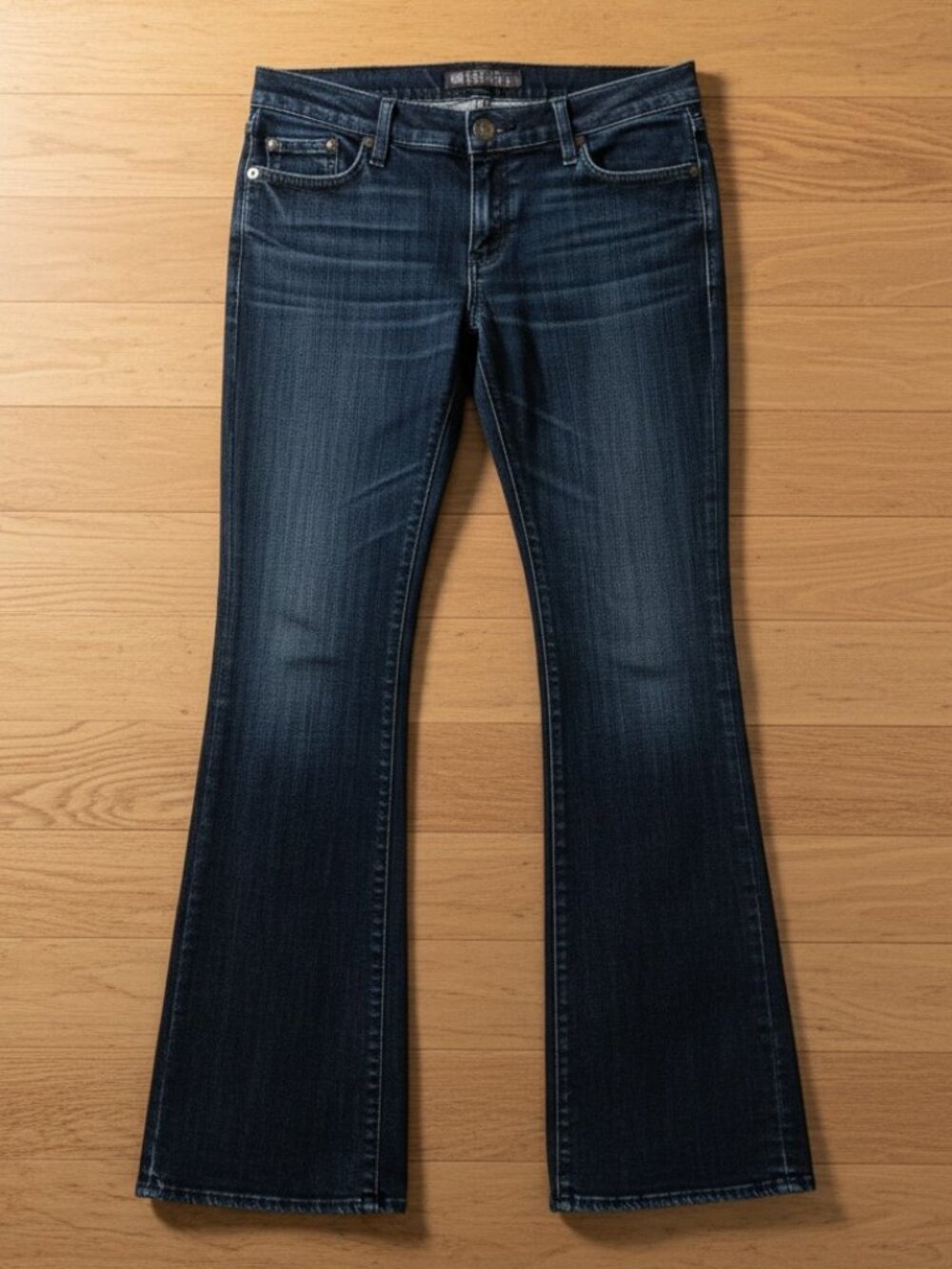 Rock & Republic Bootcut Jeans Size 28 Low Rise Dark Wash